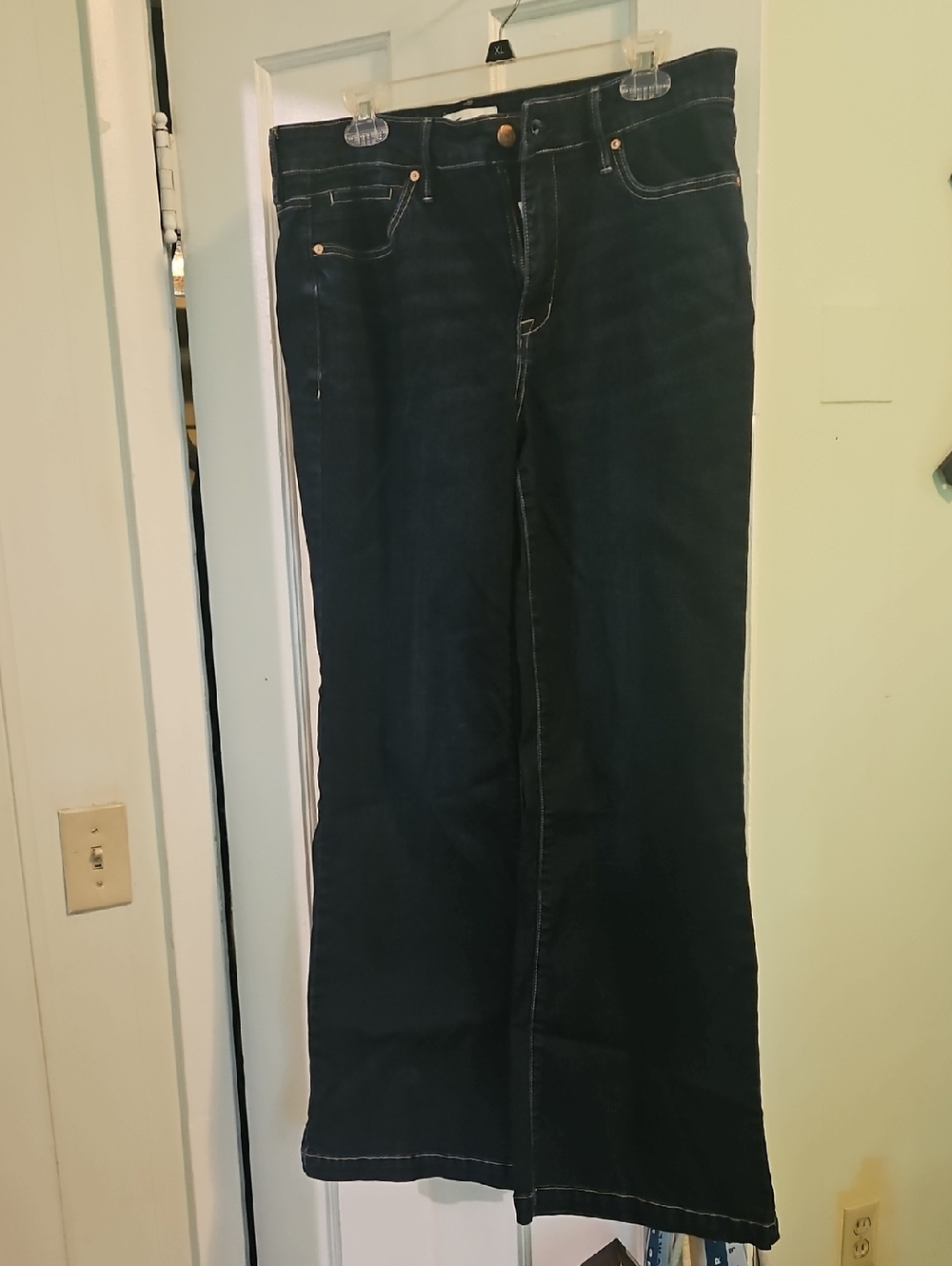 Seven7 Indigo Denim Jeans with Contrast Stitching